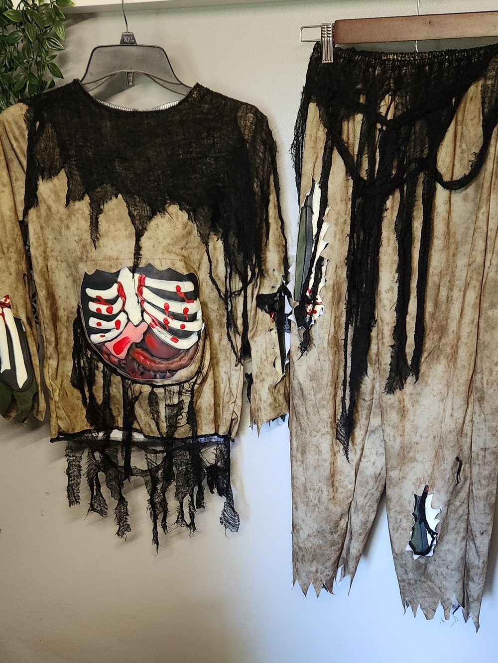 Swamp Zombie Skeleton Halloween Costume Set in Brown and Black - Boys Large NEW